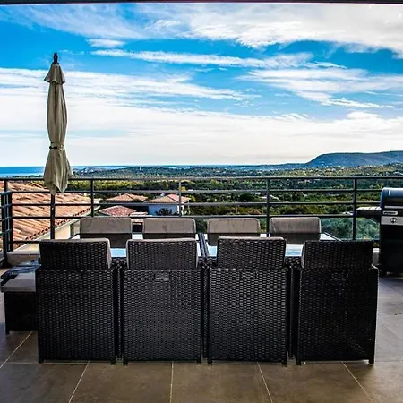 Luxe Vue Mer 4chambres Piscine Villa *
